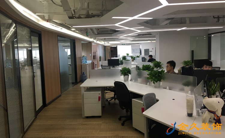 辦公室辦公區(qū)域裝修效果圖 辦公室辦公區(qū)域裝修效果圖